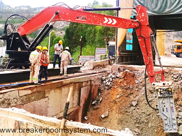 Pedestal Rock Breaker Boom System vs. Mobile Rockbreaker: Wat is reg vir jou operasie?