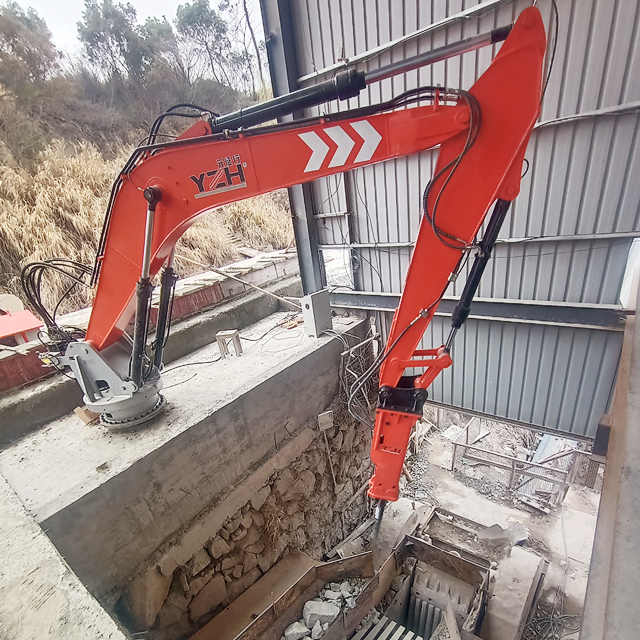 Pluma rompe rocas de pedestal YZH para trituradoras de mand&iacute;bula