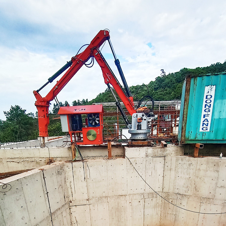 Pedestal Boom Rockbreakers