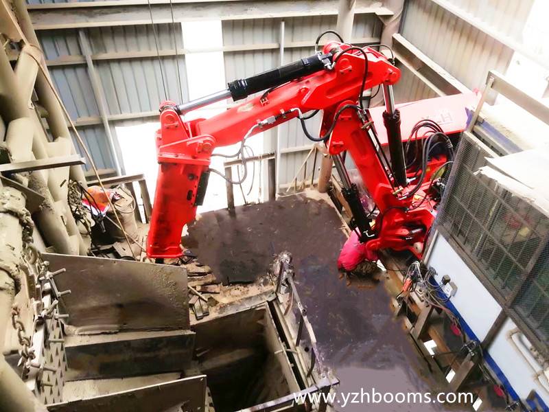 Tov&aacute;rna na agreg&aacute;ty v Guangxi přeobjednala tři dalš&iacute; sady podstavcov&eacute;ho syst&eacute;mu Rockbreaker Boom System